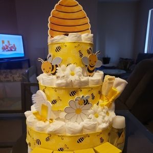 Homemade Bee Diaper Cake